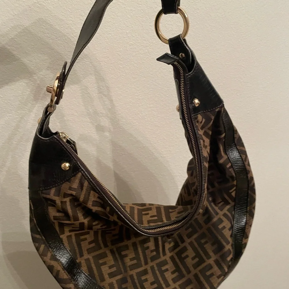 Vintage Fendi Zucca print hobo. - Picture 3 of 10